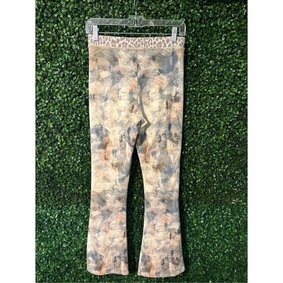 Calme Pants Women Medium Watercolor Split Leg Flare Legging Yoga - Picture 2 of 5